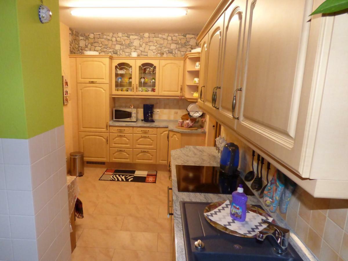 Ferienwohnung Fraebel Шмалкалден Екстериор снимка