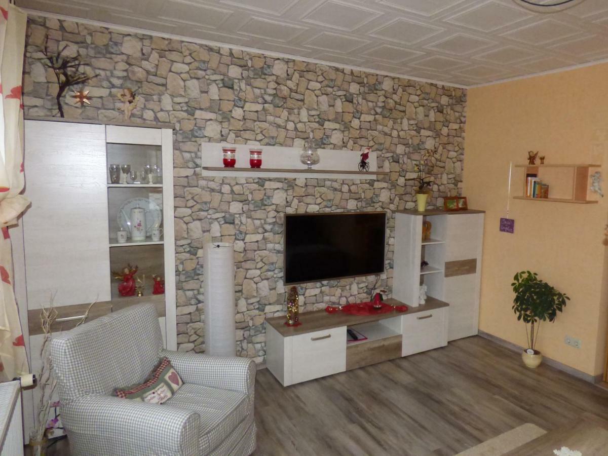 Ferienwohnung Fraebel Шмалкалден Екстериор снимка